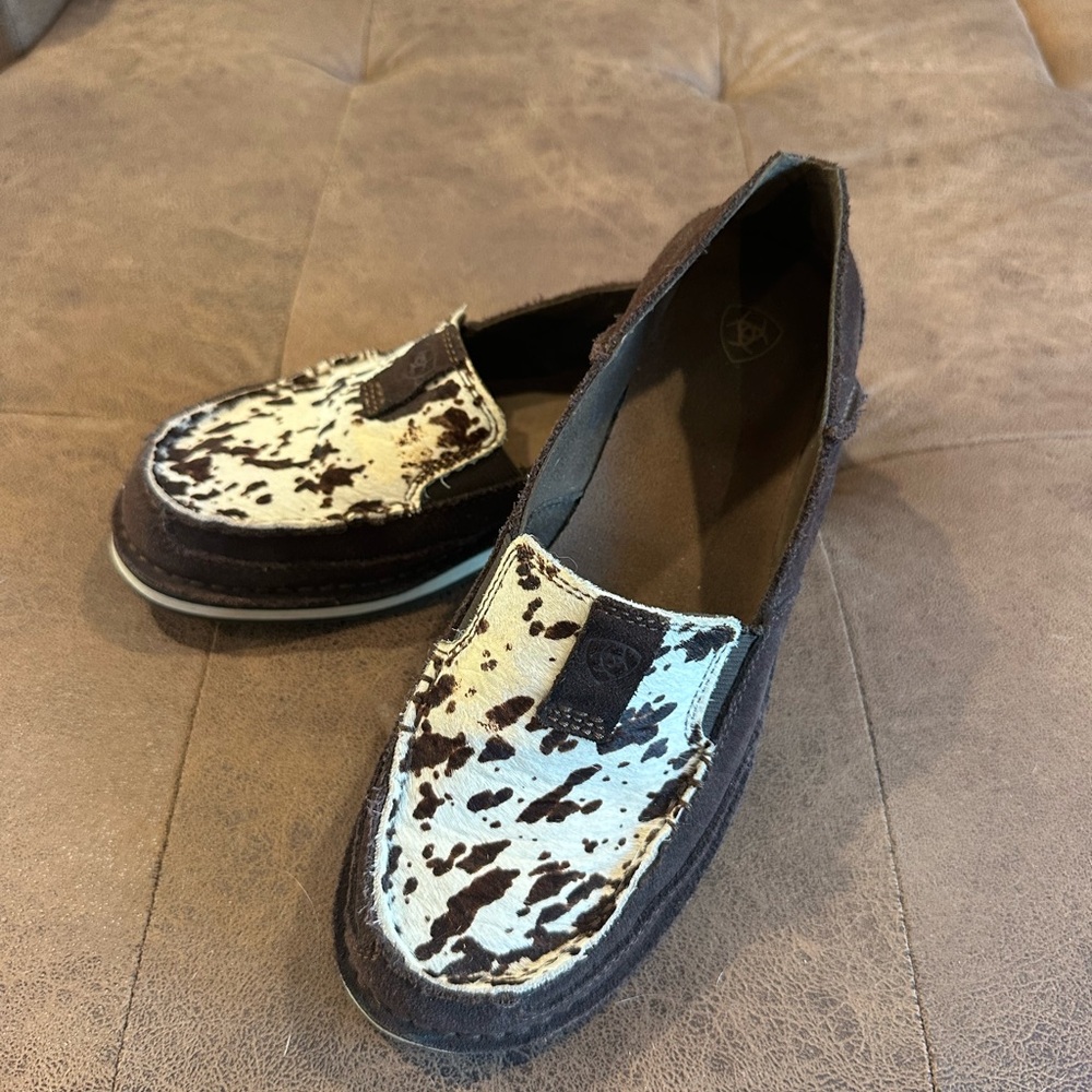 Ariat cruisers